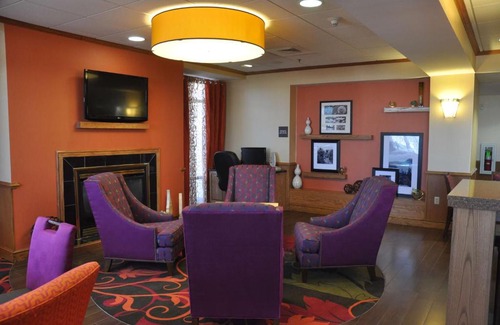 Stony Creek Hotel | Hampton Inn Stony Creek