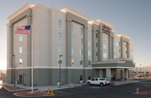 Albuquerque Hotel | Hampton Inn & Suites Albuquerque North/I-25