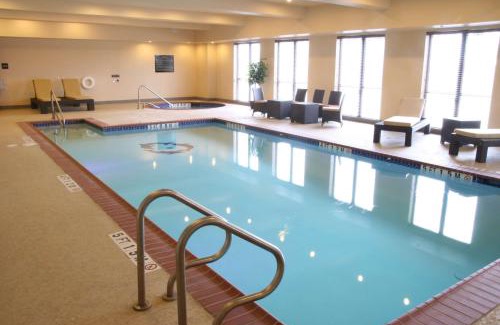 Bastrop Hotel | Hampton Inn & Suites Bastrop