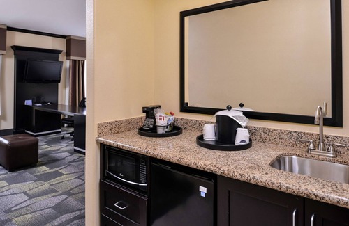 Big Spring Hotel | Hampton Inn & Suites Big Spring