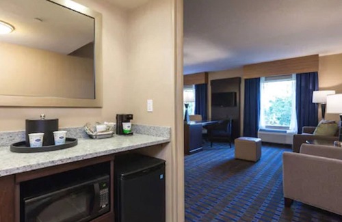 Camp Springs Hotel | Hampton Inn & Suites Camp Springs/Andrews AFB