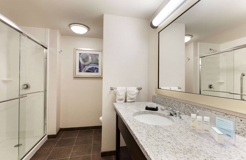 Camp Springs Hotel | Hampton Inn & Suites Camp Springs/Andrews AFB