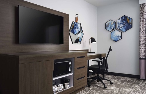Hurst Hotel | Hampton Inn & Suites Dallas-DFW ARPT W-SH 183 Hurst