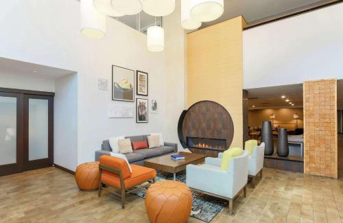 Hampden South Hotel | Hampton Inn & Suites Denver Tech Center