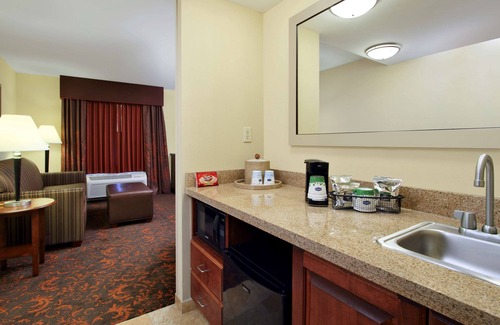 Exmore Hotel | Hampton Inn & Suites Exmore - Eastern Shore