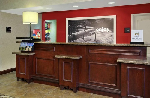 Florence Hotel | Hampton Inn & Suites-Florence Downtown