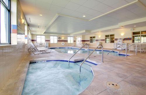 Grafton Hotel | Hampton Inn & Suites Grafton