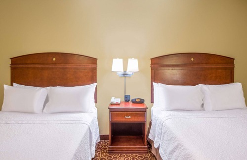 South Oklahoma City Hotel | Hampton Inn & Suites Oklahoma City - South