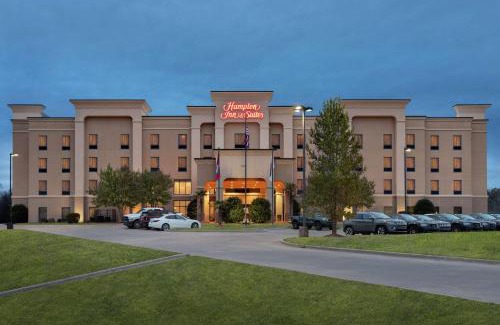 Pine Bluff Hotel | Hampton Inn & Suites Pine Bluff