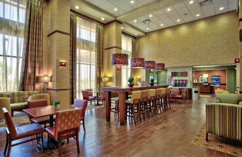Scottsdale Hotel | Hampton Inn & Suites Scottsdale at Talking Stick