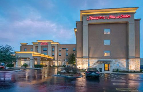 Selma Hotel | Hampton Inn & Suites Selma-San Antonio/Randolph AFB