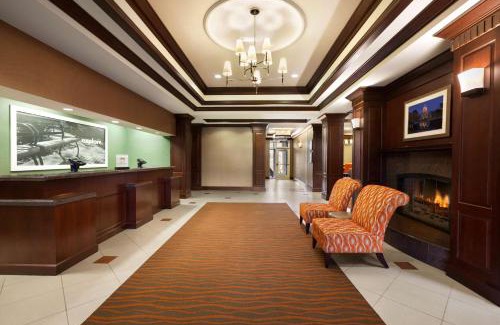 Sterling Hotel | Hampton Inn & Suites Washington-Dulles International Airport