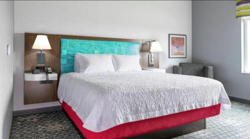 Ypsilanti Hotel | Hampton Inn & Suites Ypsilanti, MI