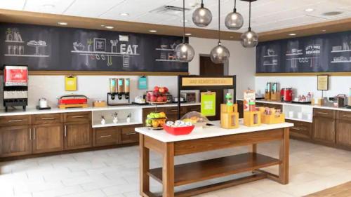 Ypsilanti Hotel | Hampton Inn & Suites Ypsilanti, MI