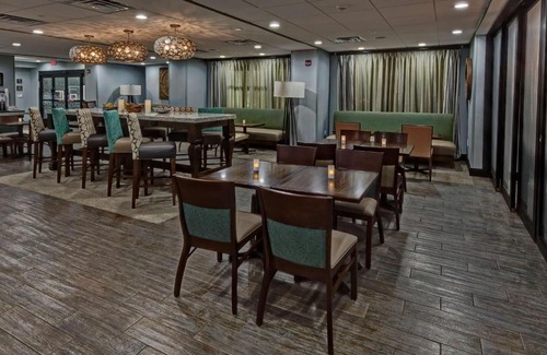 Summerville Hotel | Hampton Inn Summerville SC