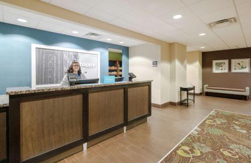 Huntington Hotel | Hampton Inn University Area, Huntington, Wv