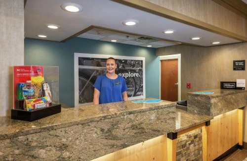 Wilkesboro Hotel | Hampton Inn Wilkesboro