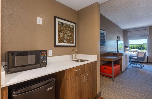 Wilkesboro Hotel | Hampton Inn Wilkesboro