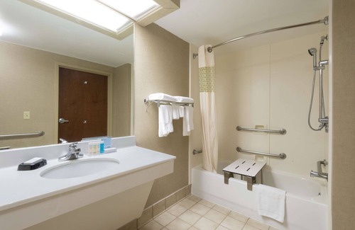 Wilkesboro Hotel | Hampton Inn Wilkesboro