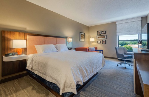 Wilkesboro Hotel | Hampton Inn Wilkesboro
