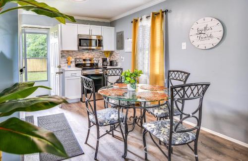 Hampton House | Hampton Vacation Rental Central Location, Patio