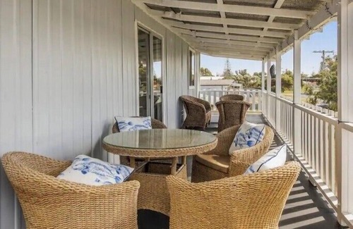 Lancelin House | Hamptons- Hampton’s style home that will have you feeling instantly relaxed