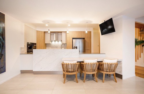 Bundall House | Hamptons on Sorrento
