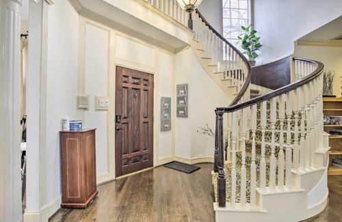 Spring Branch East House | Han Solos Hideout Luxe Houston Home with Pool!