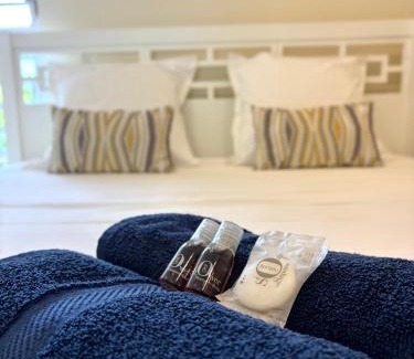 Grand-Bourg Apartment | Hana Mana Bungalow - Magnifique Piscine, Plage à 100m