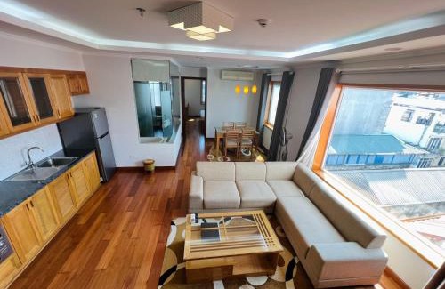 Cong Vi Hotel | HANA Stay Riverside