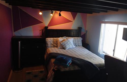 Lomita House | Handcraft Cabin LAX Port of LA 20 min away