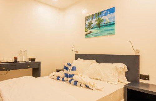 Dhangethi Hotel | Handhu Runbaa Inn - Dhangethi