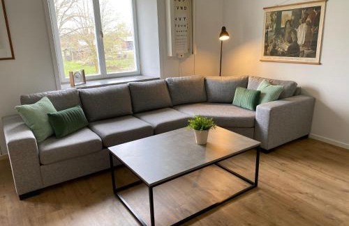 Larbro Apartment | Hangvar Skola Geografisalen