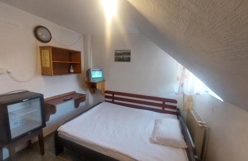 Targu Secuiesc Bed & Breakfast | Hangya panzió