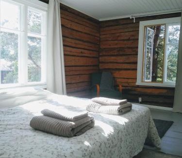 Pargas Bed & Breakfast | Hannaksen tila
