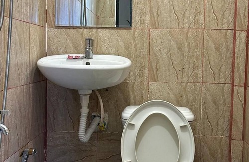 Koh Rong Hotel | Happy Elephant Bungalows