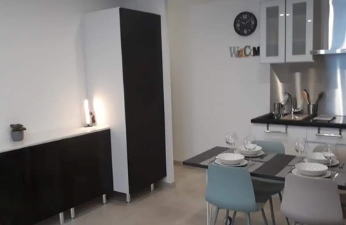 Lunel Apartment | Happy Home for You Lunel: Calm, comfort & beaches by appointment. Welcome!