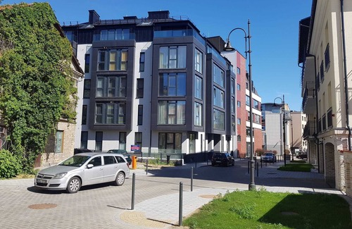 Old Town House | HaPPy INN Studio Historic center, Self check-in, AC,undergrnd parking