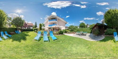 Krumpendorf am Woerther See House | Happy Lake by Thomas Strugger