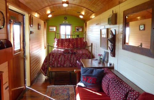 Hapuku Bed & Breakfast | Hapuku Carriages Kaikōura