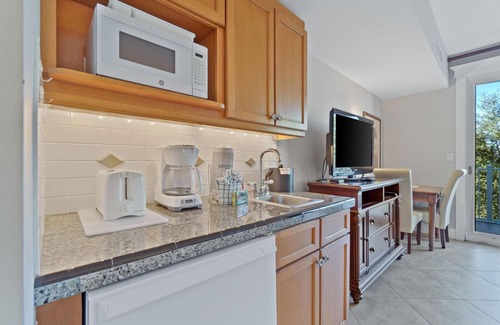 Baytowne Wharf Condo | "Harbor Hideaway" Sandestin #3503 Sleeps 4