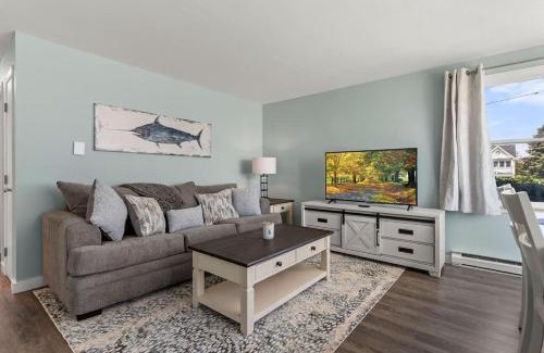 Rye Apartment | Harbor Serenity Private Deck Updated Kitchen