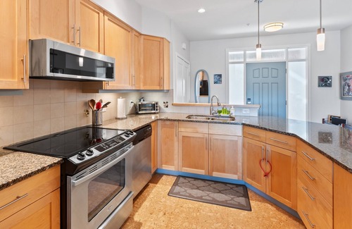 Ucluelet Condo | Harbour Hideaway I Waterfront I Marina I BBQ