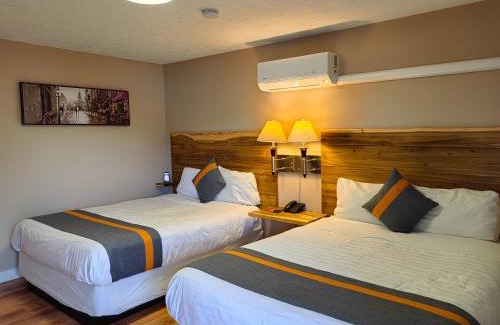 Regional District of Nanaimo Hotel | Harbour Light Motel
