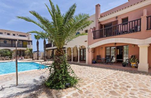 Villaricos House | Harbour lights townhouse