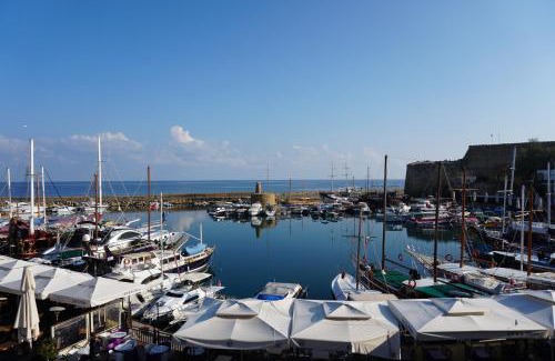 Kyrenia Apartment | Harbour view flat in Kyrenia -Girne