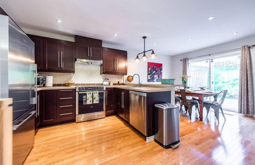 Downtown St. John's House | Harbour View Hitch 2bd Parking