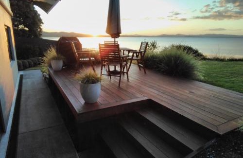 One Tree Point Apartment | Harbourside Getaway