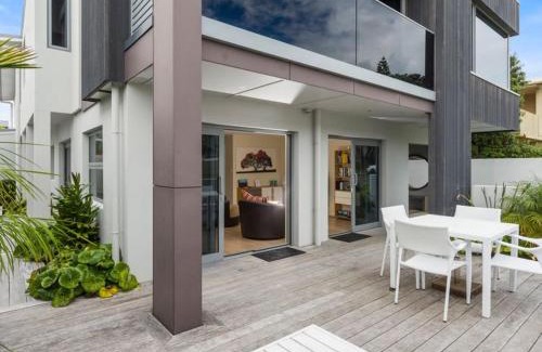 Mount Maunganui Apartment | Harbourside