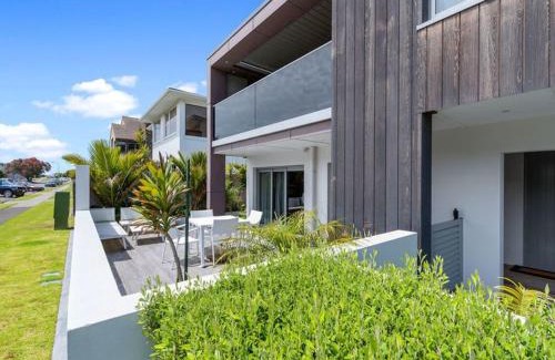 Mount Maunganui Apartment | Harbourside